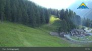 Archiviertes Webcam Bild: Fiss: Blick auf die Schöngampalm am 12.07.2026 um 17:28 Uhr