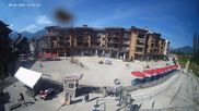 Archiviertes Webcam Bild: Revelstoke Mountain Resort Village am 26.08.2026 um 22:04 Uhr