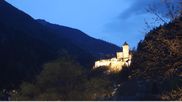 Archiviertes Webcam Bild: Blick auf Schloss Taufers am 12.04.2026 um 20:00 Uhr