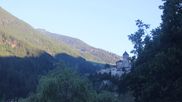 Archiviertes Webcam Bild: Blick auf Schloss Taufers am 12.07.2026 um 07:40 Uhr