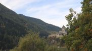 Archiviertes Webcam Bild: Blick auf Schloss Taufers am 15.10.2026 um 10:28 Uhr