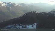 Archiviertes Webcam Bild: Davos: Jakobshorn (Blick Brämabüel) am 26.05.2026 um 07:11 Uhr