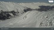 Archived webcam image showing Jakobshorn - Brämabüel on 26 Feb 2026 at 12:36