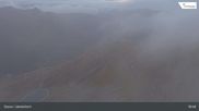 Archiviertes Webcam Bild: Davos: Jakobshorn (Blick Brämabüel) am 10.10.2026 um 20:44 Uhr