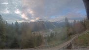Archived webcam image showing Schatzalp Bahn on 4 May 2026 at 07:33