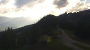 Archived webcam image showing Lärchkogel Planai on 28 May 2026 at 07:36