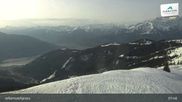 Archiviertes Webcam Bild: Schmitten: Bergstation des zellamseeXpress am 12.04.2026 um 08:55 Uhr