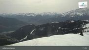 Archiviertes Webcam Bild: Schmitten: Bergstation des zellamseeXpress am 12.04.2026 um 11:55 Uhr