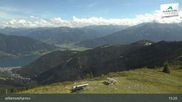 Archiviertes Webcam Bild: Schmitten: Bergstation des zellamseeXpress am 26.08.2026 um 15:23 Uhr