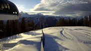 Archiviertes Webcam Bild: Panorama Mountain: Mile 1 Express Lift am 19.04.2026 um 04:13 Uhr
