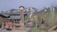 Archiviertes Webcam Bild: Talstation Tram Lift Jackson Hole am 12.04.2026 um 16:59 Uhr