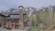 Archiviertes Webcam Bild: Talstation Tram Lift Jackson Hole am 12.04.2026 um 18:59 Uhr