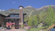 Archiviertes Webcam Bild: Talstation Tram Lift Jackson Hole am 27.05.2026 um 18:59 Uhr