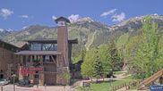 Archiviertes Webcam Bild: Talstation Tram Lift Jackson Hole am 27.05.2026 um 20:59 Uhr