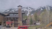 Archived webcam image showing Tram Station Jackson Hole Mountain Resort on 31 Mar 2026 at 20:45