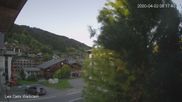Archiviertes Webcam Bild: Zentrum Les Gets - Blick zur Mont Chery Piste am 26.09.2026 um 18:11 Uhr