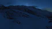 Archived webcam image showing Saas-Grund Hohsaas Kreuzboden Gondola Mid-Station on 8 May 2026 at 02:32