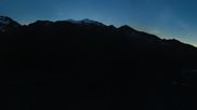 Archived webcam image showing Saas-Grund Hohsaas Kreuzboden Gondola Mid-Station on 4 Jun 2026 at 00:20