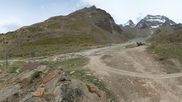Archived webcam image showing Saas-Grund Hohsaas Kreuzboden Gondola Mid-Station on 4 Jun 2026 at 14:20