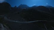 Archived webcam image showing Saas-Grund Hohsaas Kreuzboden Gondola Mid-Station on 7 Aug 2026 at 04:55