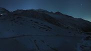 Archived webcam image showing Saas-Grund Hohsaas Kreuzboden Gondola Mid-Station on 22 Oct 2026 at 06:36