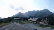 Archived webcam image showing Roundshot Villars Gryon Diablerets Isenau on 10 Aug 2026 at 08:23