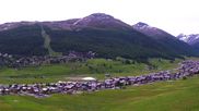 Archiviertes Webcam Bild: Livigno: Skiort und Mottolino Fun Mountain am 14.06.2026 um 10:46 Uhr