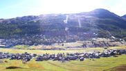 Archiviertes Webcam Bild: Livigno: Skiort und Mottolino Fun Mountain am 11.10.2026 um 10:17 Uhr