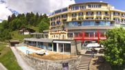 Archiviertes Webcam Bild: Märchenhotel Braunwald am 28.05.2026 um 12:56 Uhr