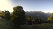 Archiviertes Webcam Bild: Märchenhotel Braunwald am 12.07.2026 um 06:53 Uhr
