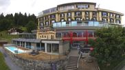 Archived webcam image showing Märchenhotel Bellevue - Braunwald on 21 Jul 2026 at 16:51