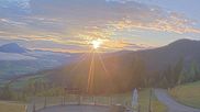 Archiviertes Webcam Bild: Hauser Kaibling: Höfi Express Abfahrt und Knapplhütte am 26.08.2026 um 06:15 Uhr