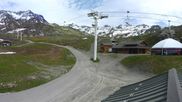 Archived webcam image showing Les 3 Vallées - Base station Val Thorens on 8 Jun 2026 at 16:56
