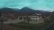 Archiviertes Webcam Bild: Unterwössen: Blick über den Ort am 12.04.2026 um 18:57 Uhr