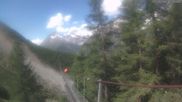 Archiviertes Webcam Bild: Grächen: Blick auf Charles Kuonen Hängebrücke am 19.06.2026 um 10:52 Uhr