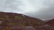 Archiviertes Webcam Bild: Saalbach: Blick vom Alpinresort am 10.10.2026 um 10:57 Uhr