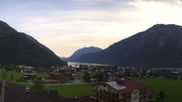 Archiviertes Webcam Bild: Achensee: Ausblick Romantik Hotel Wiesenhof am 14.07.2026 um 06:42 Uhr