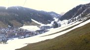 Archived webcam image showing Ski Resort Zauchenberg: Rosskopfbahn on 17 Apr 2026 at 07:44