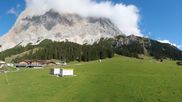 Archiviertes Webcam Bild: Ehrwalder Almbahn Panorama am 12.10.2026 um 12:41 Uhr