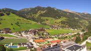 Archiviertes Webcam Bild: Blick über Großarl am 15.09.2026 um 12:58 Uhr