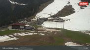 Archiviertes Webcam Bild: Bergstation Gondelbahn Hochsöll am 13.04.2026 um 13:42 Uhr