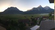 Archiviertes Webcam Bild: Hotel Post Lermoos: Zugspitze am 12.07.2026 um 06:38 Uhr