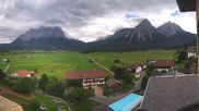 Archiviertes Webcam Bild: Hotel Post Lermoos: Zugspitze am 27.07.2026 um 16:17 Uhr