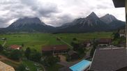 Archiviertes Webcam Bild: Hotel Post Lermoos: Zugspitze am 27.07.2026 um 12:17 Uhr