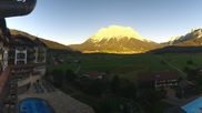 Archiviertes Webcam Bild: Hotel Post Lermoos: Zugspitze am 15.09.2026 um 18:40 Uhr