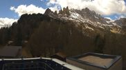 Archived webcam image showing Pian Pecei-Pra Martin lift - Fassa Valley on 30 Apr 2026 at 14:56