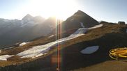 Archiviertes Webcam Bild: Cervino Ski Paradise: Skigebiet Chamois am 28.05.2026 um 08:43 Uhr