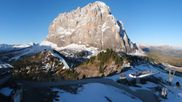 Archived webcam image showing Val Gardena: Top station Ciampinoi on 30 Apr 2026 at 07:47