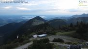 Archiviertes Webcam Bild: Hochries Bergstation - Blick nach Nordosten am 13.09.2026 um 06:46 Uhr
