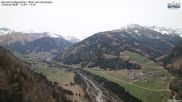 Archiviertes Webcam Bild: Kals am Großglockner - Blick nach Nordosten am 12.04.2026 um 18:06 Uhr